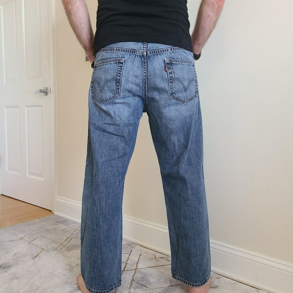 Levi's 559 relaxed straight jeans men's 34x28 faded denim blue  Y2K - Picture 9 of 11